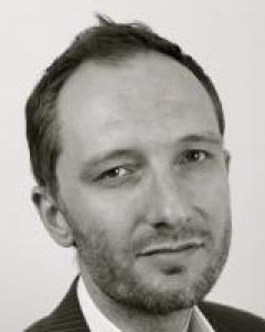 Dr Sverre Molland