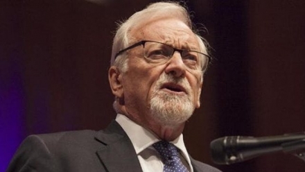 Schuman Lecture - Europe at the Crossroads: Global Power or Also-Ran? Schuman Lecture - Europe at the Crossroads: Global Power or Also-Ran?